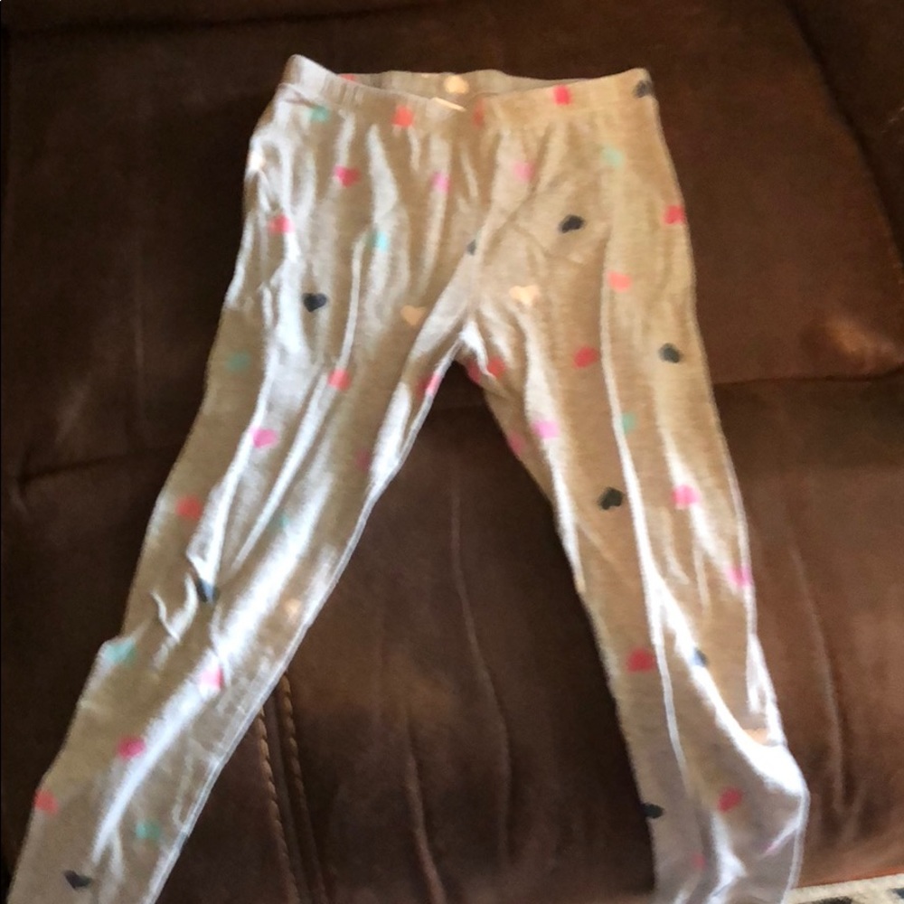 Leggings with heart design.